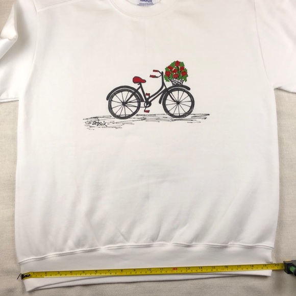 NWT Sweatshirt Red Geranium Basket Bicycle Size M - Picture 6 of 8